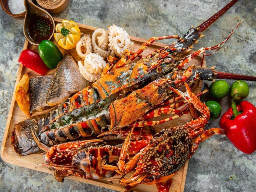 Ngwe Saung Yacht Club & Resort Нгве-Саунг Экстерьер фото